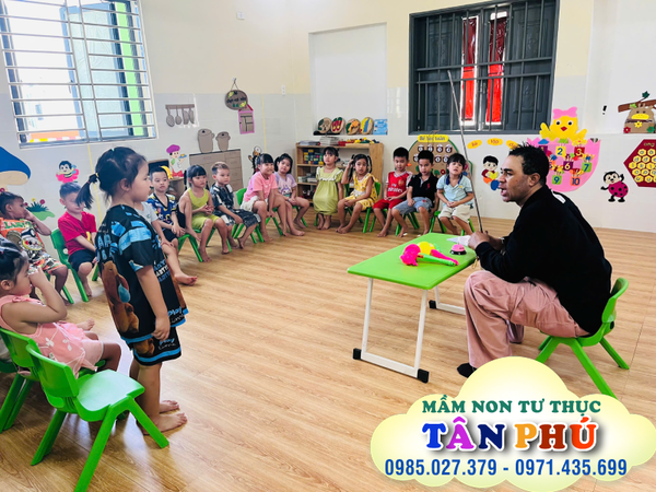 Buổi học của bé